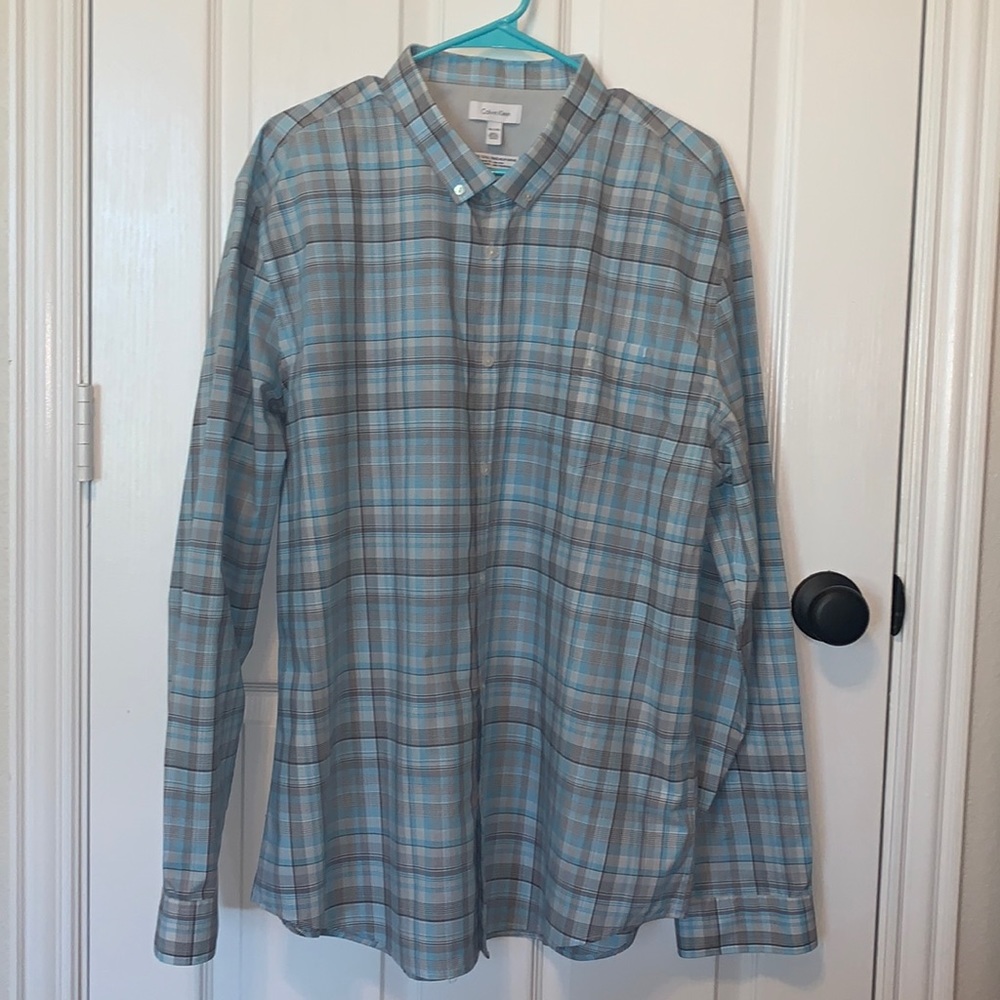 Calvin Klein infinite cool long sleeve button down shirt